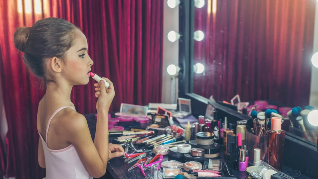 How to Do Ballet Stage Makeup