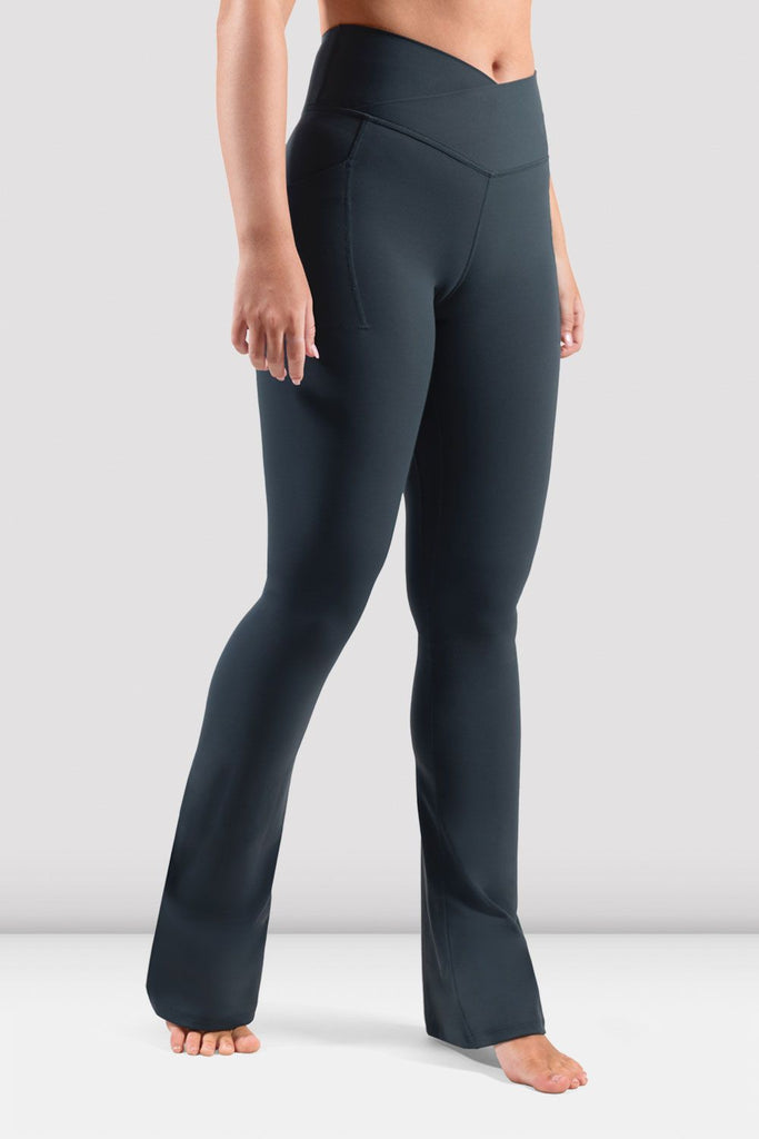 Apex BLOCHeverhold Flare Legging - BLOCH US