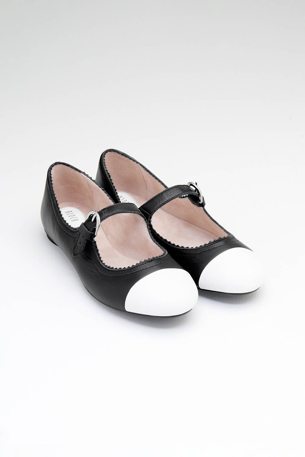 chanel black and white ballet flats