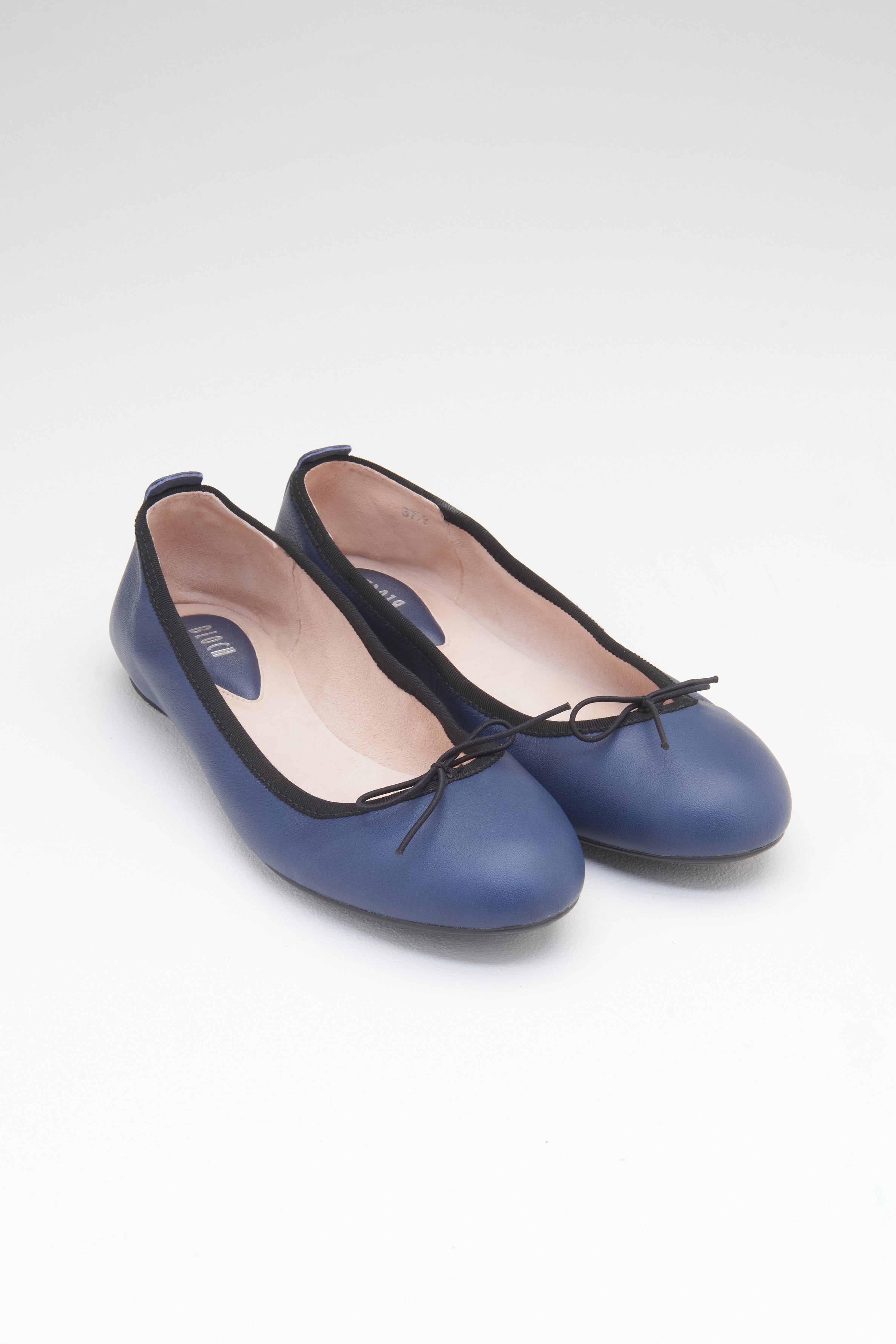 Bloch Women's Nashira Ballet Flat, Navy Leather, 6 Bloch Women's Nashira Ballet Flat, Navy Leather, 6