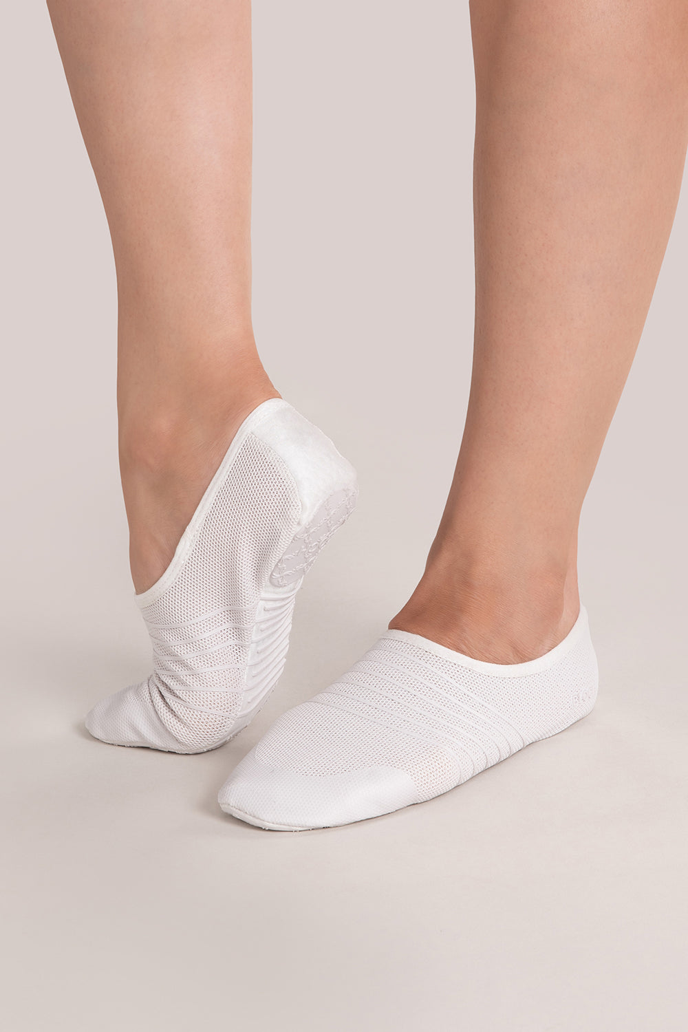 Bloch to Launch Activewear, Studio Shoe for Pilates and Yoga - Yahoo Sports